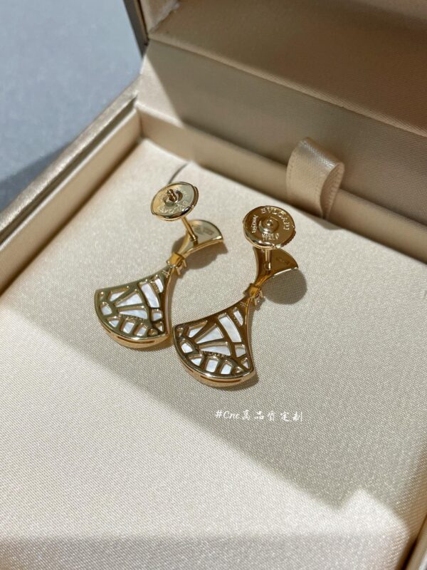 Toxse Dream Mop 1 Diamond Earrings - Image 5