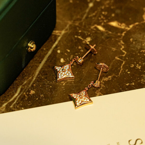 Toxse Star Diamonds Earrings Gold - Image 6