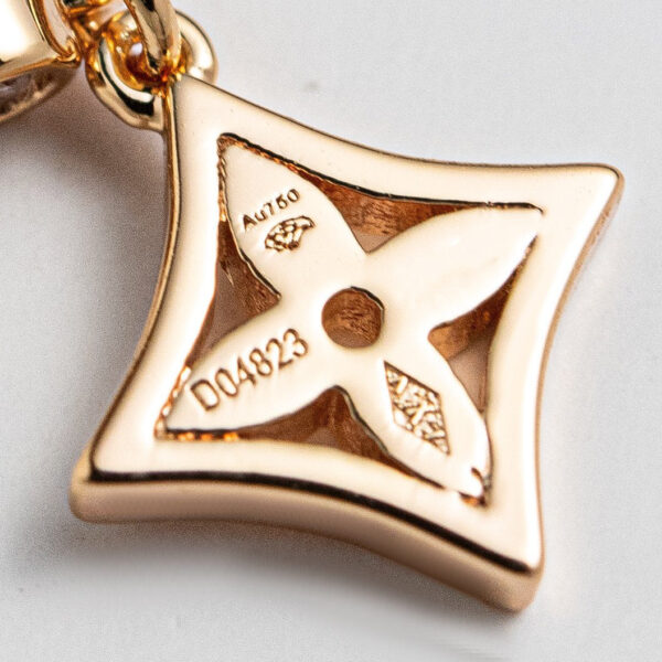 Toxse Star Earrings Gold - Image 9