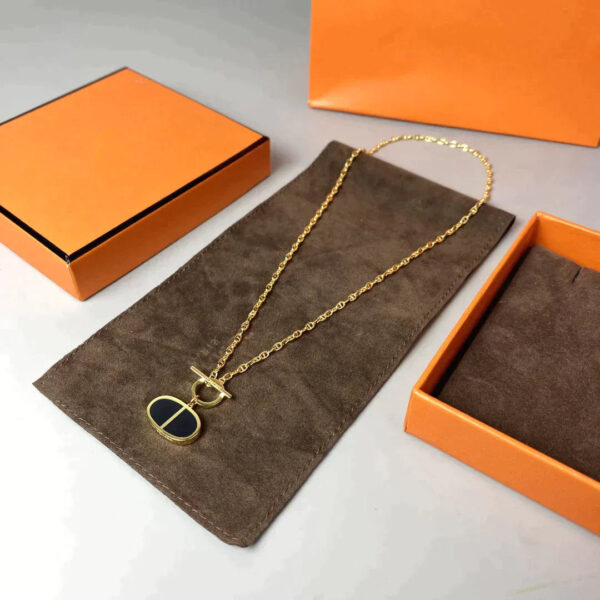 Toxse Chaine Verso Black Ceramic Necklace - Image 4