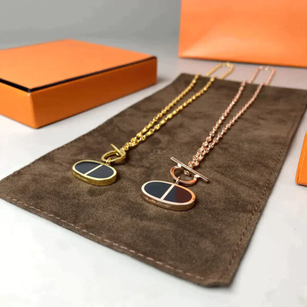 Toxse Chaine Verso Black Ceramic Necklace - Image 5