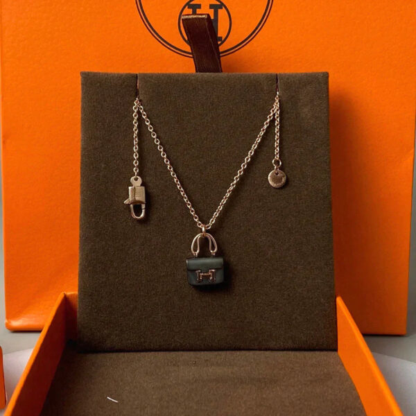 Toxse Constance Black Pedant Pink Gold Necklace - Image 7