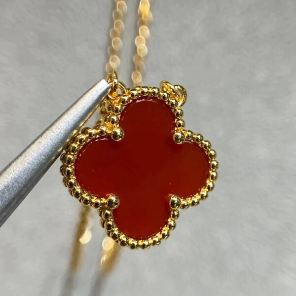 Toxse Clover Pendant Carnelian Necklace - Image 4