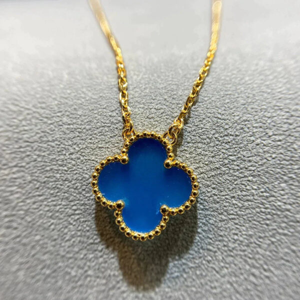 Toxse Clover Pendant Turquoise Necklace - Image 2