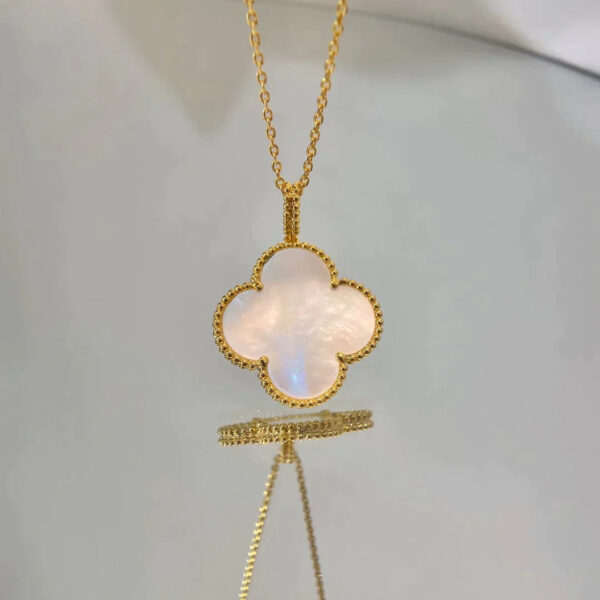 Toxse Clover Pink Mop Gold Necklace - Image 5