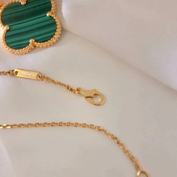 Toxse Clover Malachite Gold Necklace - Image 5