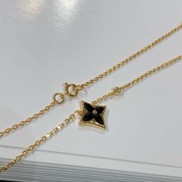 Toxse Star Black Mop Necklace - Image 3