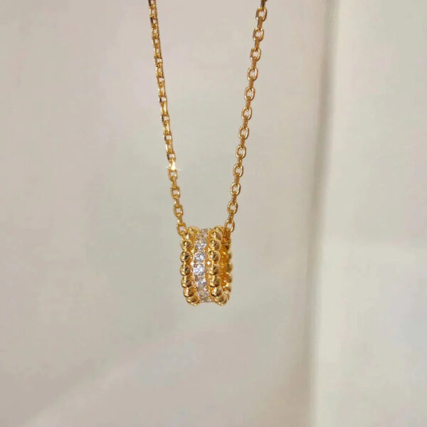 Toxse Perlee Diamond Necklace - Image 4