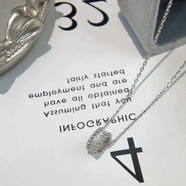 Toxse Perlee Diamond Necklace - Image 5