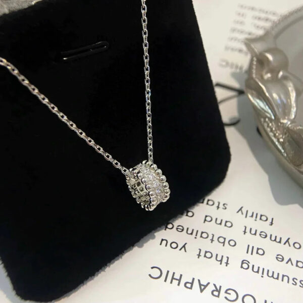 Toxse Perlee Diamond Necklace - Image 6