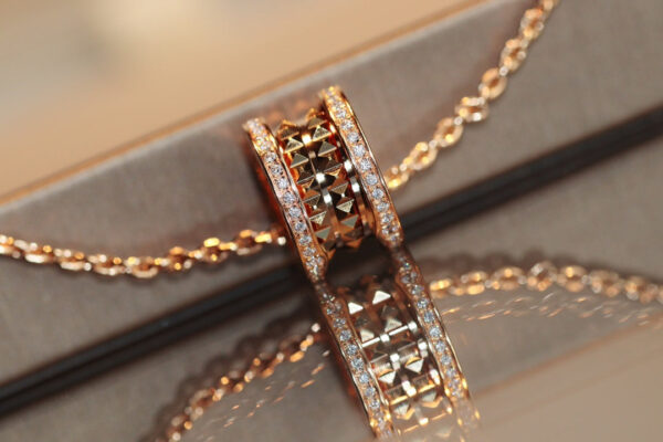 Toxse Zero 1 Rock Pedant Pink Gold Necklace - Image 5