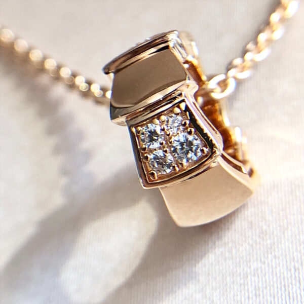 Toxse Serpenti Pedant Diamond Pink Gold Necklace - Image 4