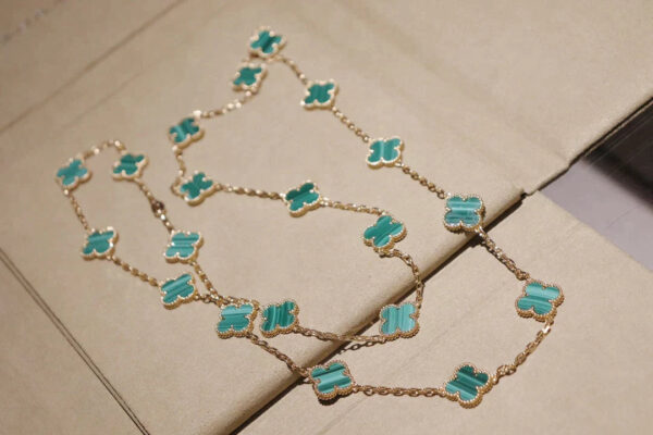 Toxse Clover 20 Motifs Malachite Gold Necklace - Image 4