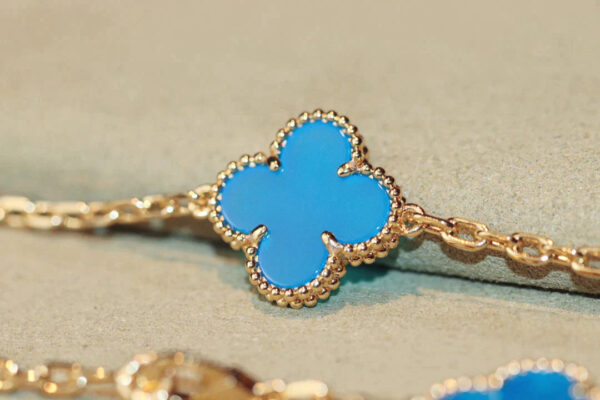 Toxse Clover 20 Motifs Turquoise Gold Necklace - Image 7