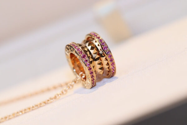 Toxse Zero 1 Rock Pink Gold Pink Diamond Necklace - Image 3
