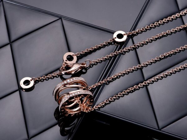 Toxse Zero 1 Pink Gold Diamond Open Necklace - Image 3