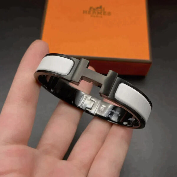 Toxse H Bracelet 12Mm Black White Ceramic - Image 3