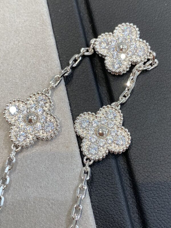 Toxse Clover 5 Motifs Silver Diamond Bracelet - Image 4
