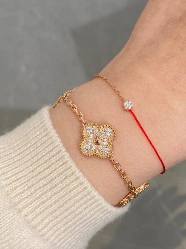 Toxse Clover 5 Motifs Pink Gold Diamond Bracelet - Image 2