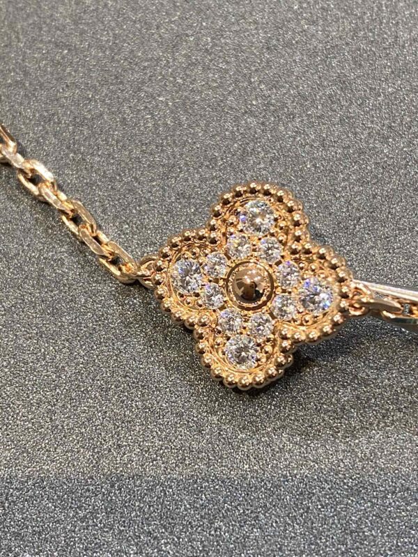 Toxse Clover 5 Motifs Pink Gold Diamond Bracelet - Image 10