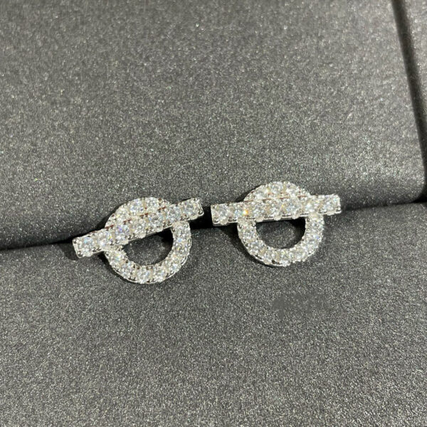 Toxse Echappee Mini Diamond Stud Earrings - Image 6