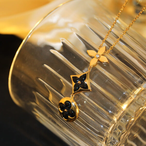 Toxse Star And Sun Onyx Pink Gold Necklace - Image 6