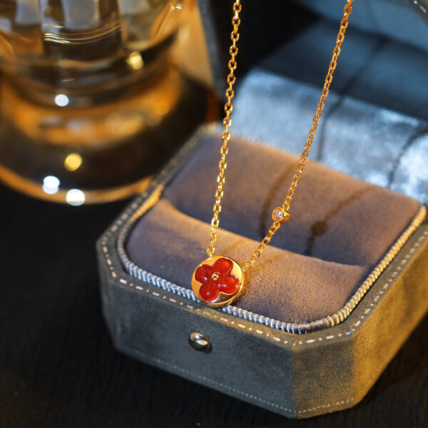 Toxse Sun Pedant Pink Gold 1 Diamond Necklace - Image 3