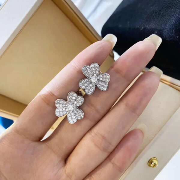 Toxse Clover Comos Silver Diamond Earrings - Image 2