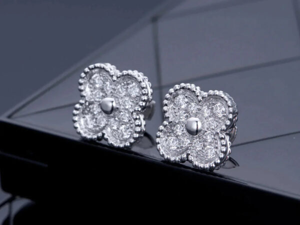 Toxse Clover Silver Diamond Stud Earrings - Image 4