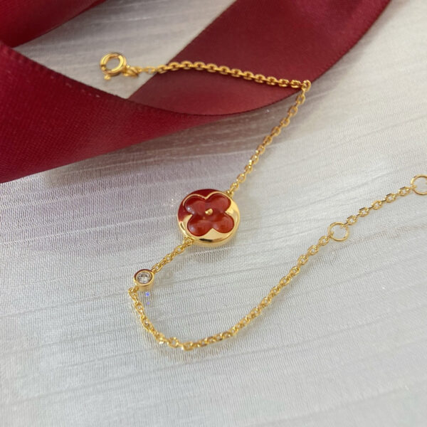 Toxse Sun Pedant Carnelian Bracelet - Image 4