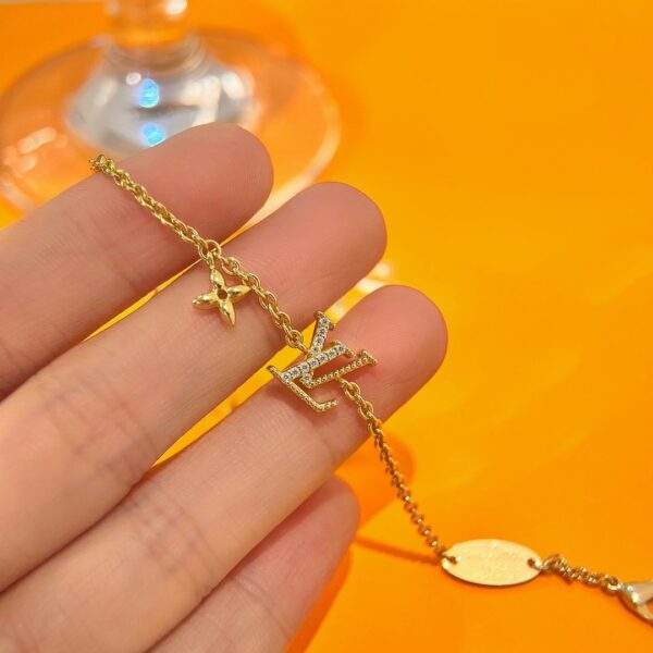 Toxse  Logo Star Motif Gold Bracelet - Image 8