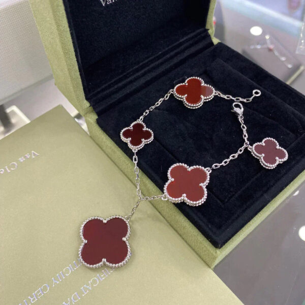 Toxse Clover 5 Motifs Silver Carnelian Bracelet - Image 2