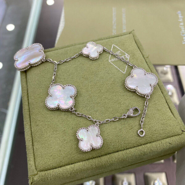 Toxse Clover 5 Motifs Silver White Mop Bracelet - Image 4