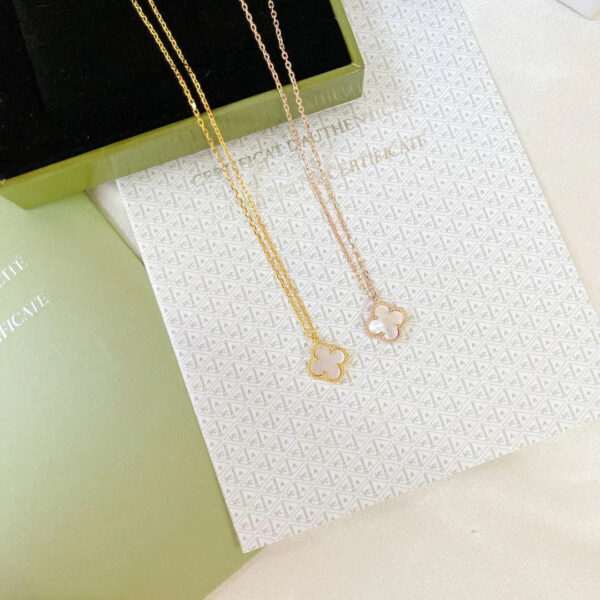 Toxse Clover Pendant Mini Mop Necklace - Image 6