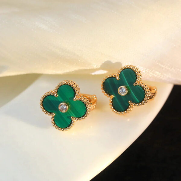 Toxse Clover Malachite Diamond Earrings - Image 7