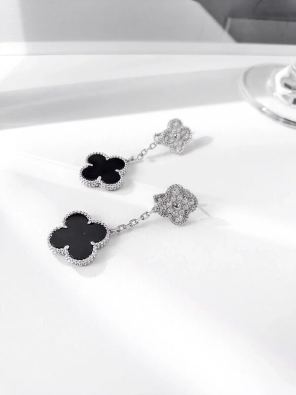 Toxse Clover 2 Motifs Silver Diamond Onyx Earrings - Image 5