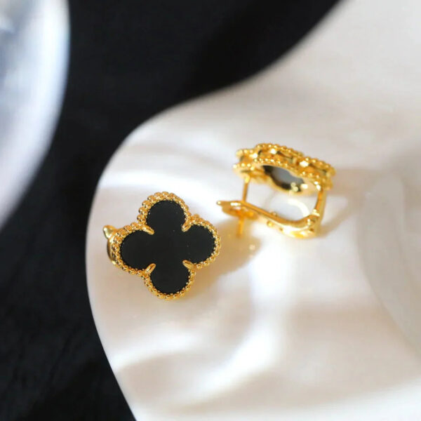 Toxse Clover Medium Gold Onyx Stud Earrings - Image 4