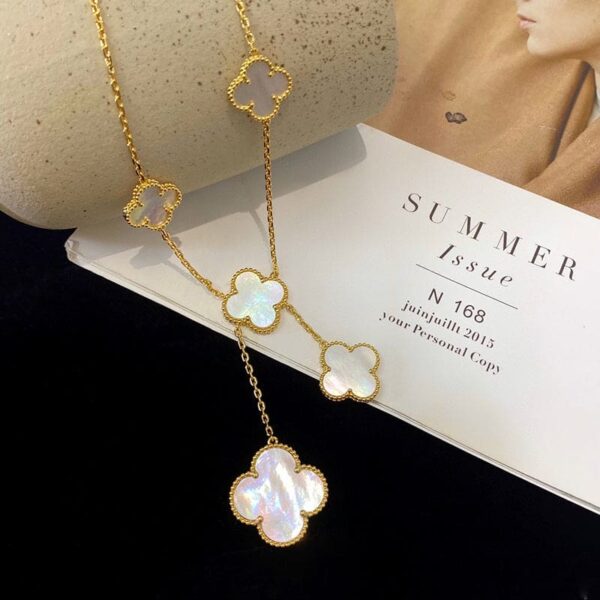 Toxse Magic Alhambra Six Pearls Motifs Clover Necklace - Image 4
