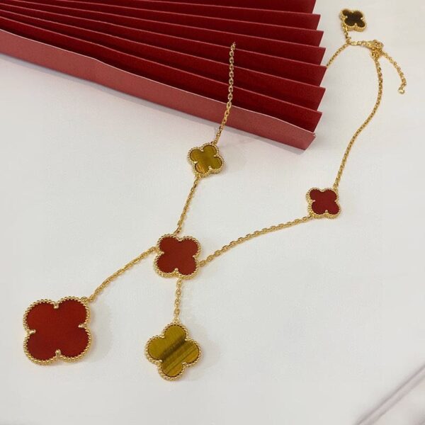 Toxse Magic Alhambra Six Motifs Carnelian Clover Necklace - Image 4
