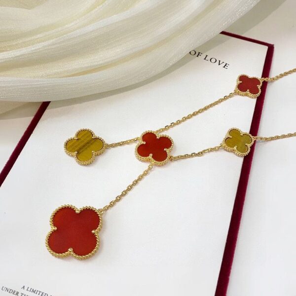 Toxse Magic Alhambra Six Motifs Carnelian Clover Necklace - Image 5
