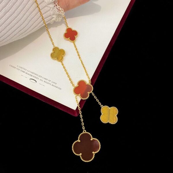 Toxse Magic Alhambra Six Motifs Carnelian Clover Necklace - Image 8