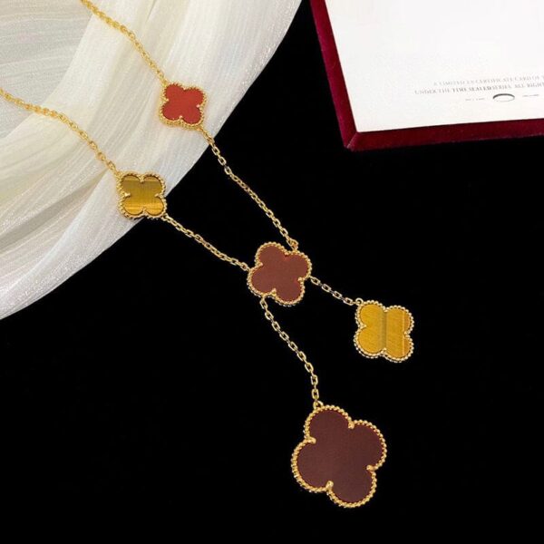 Toxse Magic Alhambra Six Motifs Carnelian Clover Necklace - Image 9