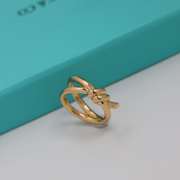 Toxse Knot Double Row Ring - Image 9