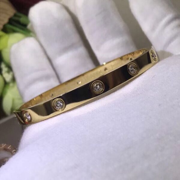 Toxse 10 Diamonds Love Bracelet - Image 10