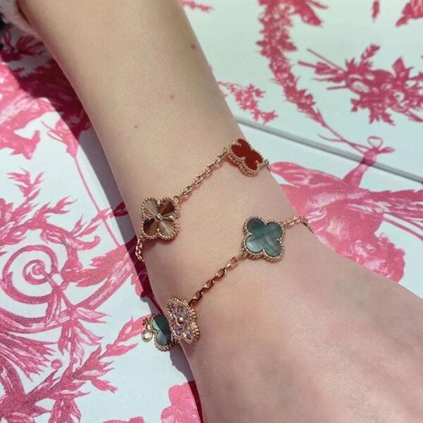 Toxse Vintage Alhambra Five Motifs Carnelian Clover Bracelet - Image 4