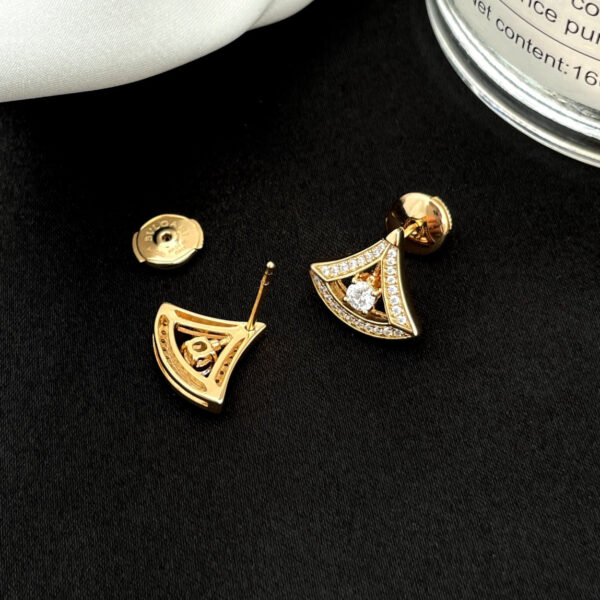 Toxse Dream Mini Diamond Stud Earrings - Image 9