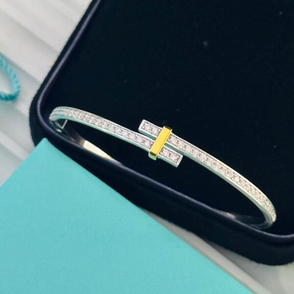 Toxse Edge Hinged Bypass Bangle Bracelet - Image 3