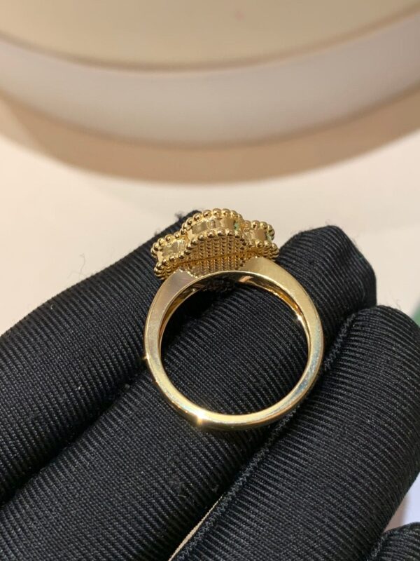 Toxse Vintage Alhambra Black Ring - Image 6