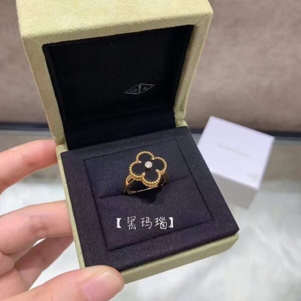 Toxse Vintage Alhambra Black Ring - Image 8