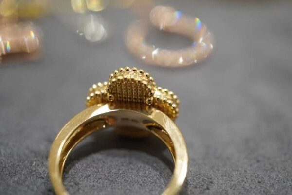 Toxse Vintage Alhambra Carnelian Ring - Image 6
